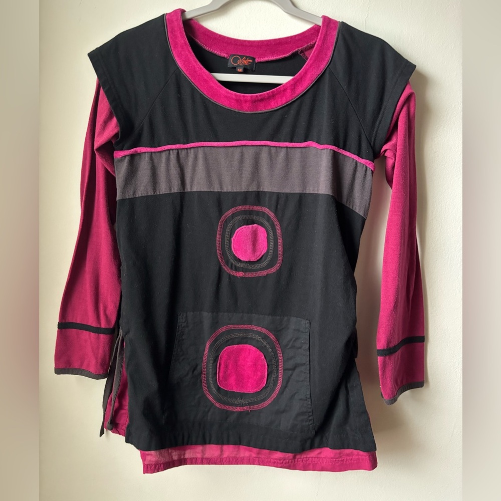 Black and Pink Long Sleeve Coline Top Size M Great Condition.